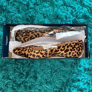 Dr. Scholl’s memory foam animal print flats size 8